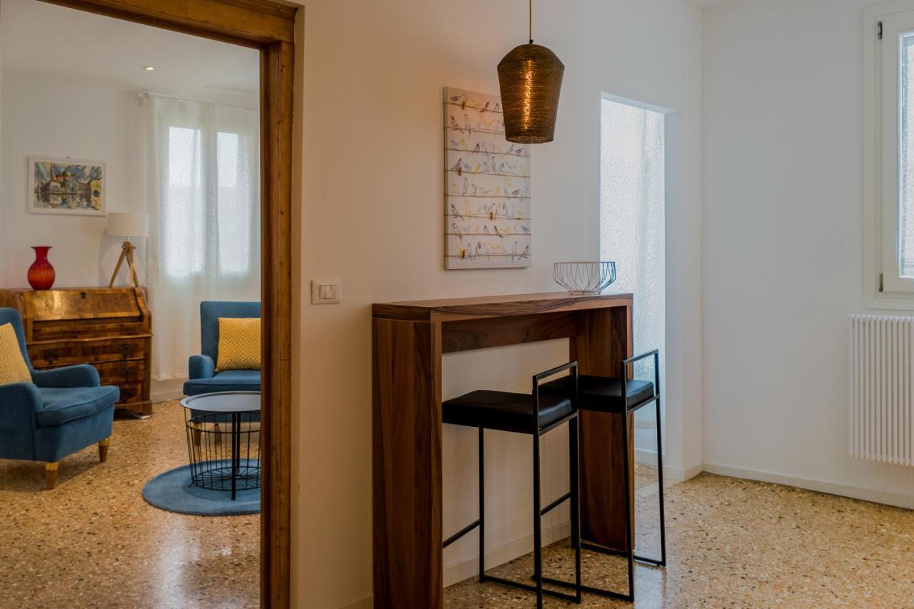 Ca' Dandolo, Affaccio Sul Canale Appartement